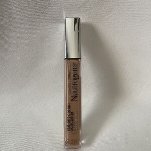 Neutrogena Healthy Skin Concealer Radiant Cream PEPTIDES + ANTIOXIDANTS-Cashew 3